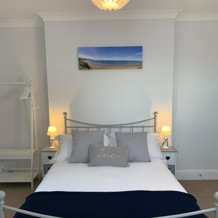 Seaspray Boutique Whitby Apartment Extérieur photo