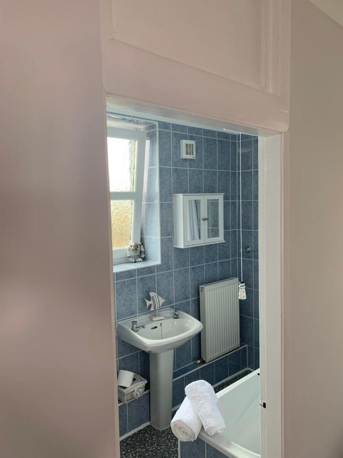 Seaspray Boutique Whitby Apartment Extérieur photo